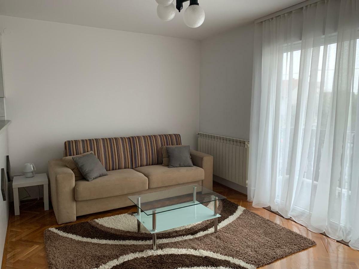 Apartman Madape Sesvete Extérieur photo